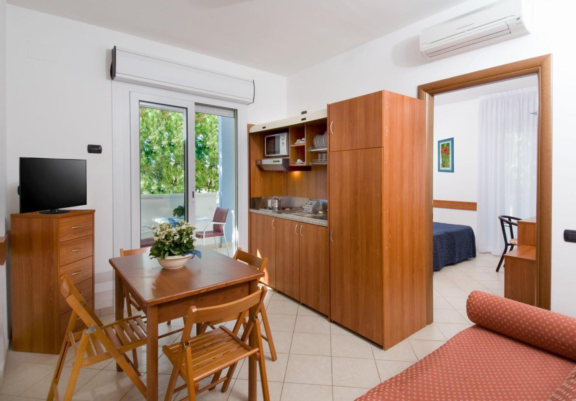 Residence Clipper Giulianova Buitenkant foto