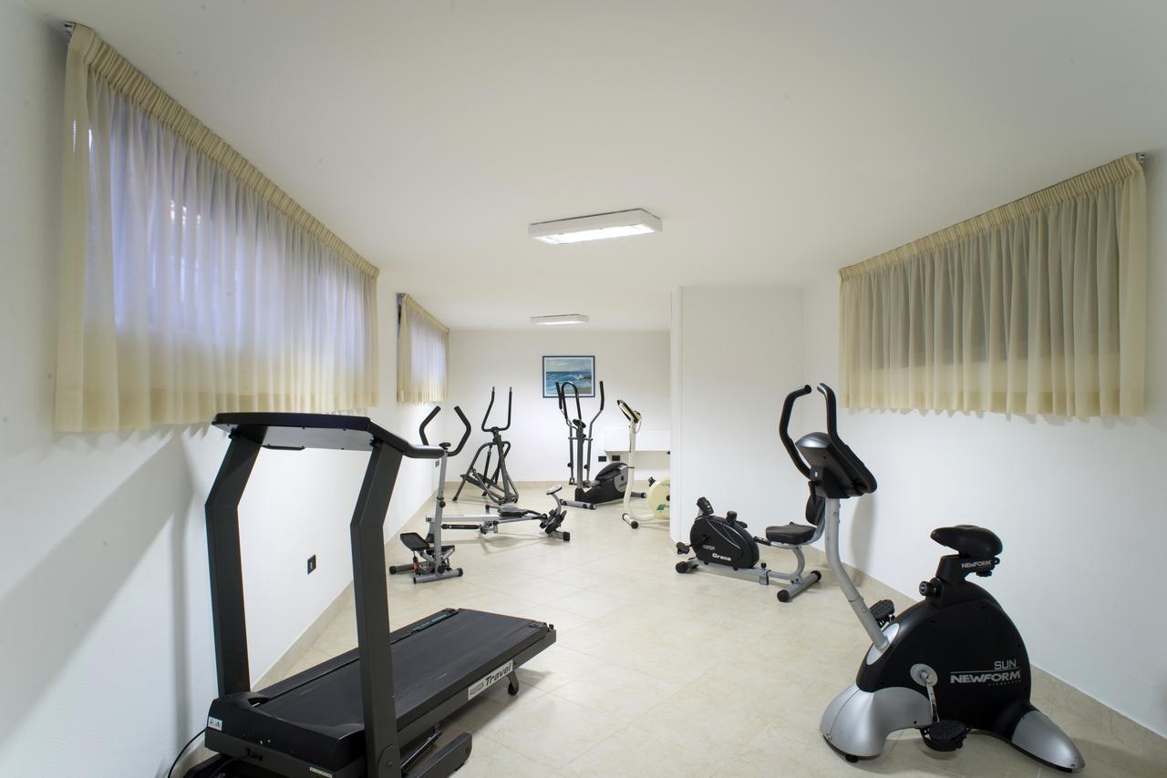 Residence Clipper Giulianova Buitenkant foto
