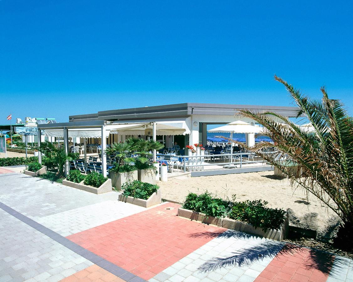 Residence Clipper Giulianova Buitenkant foto