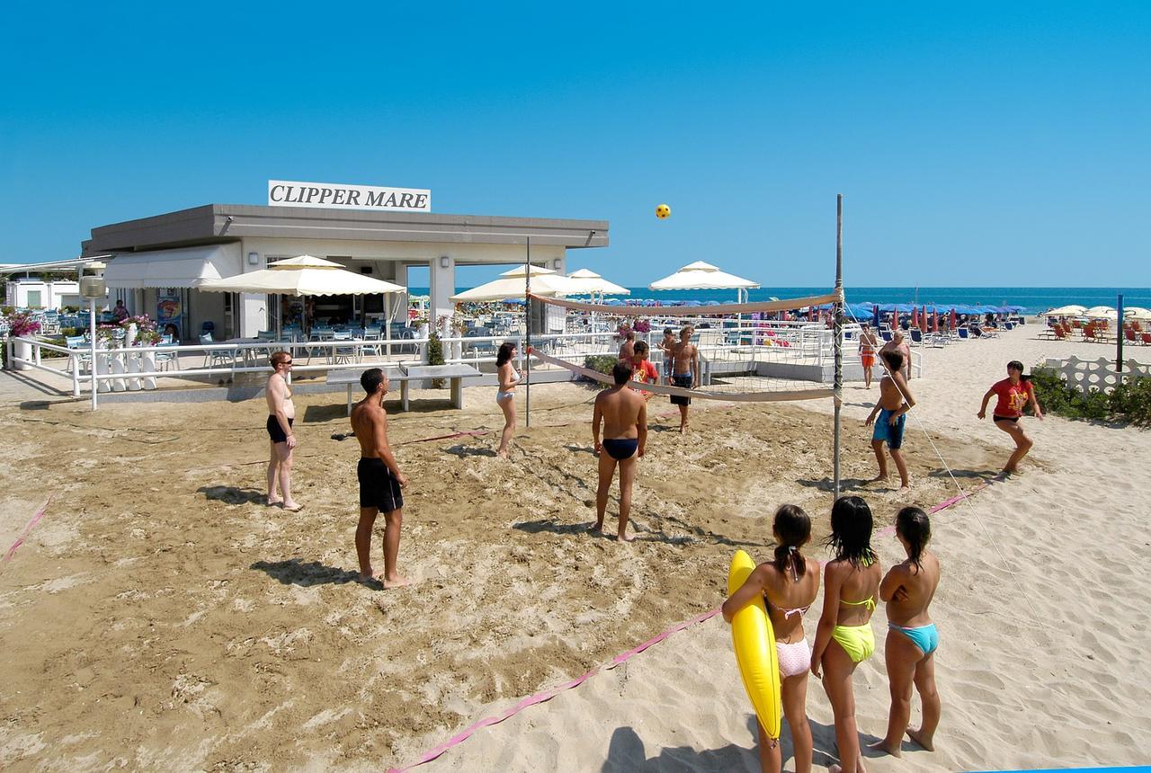 Residence Clipper Giulianova Buitenkant foto